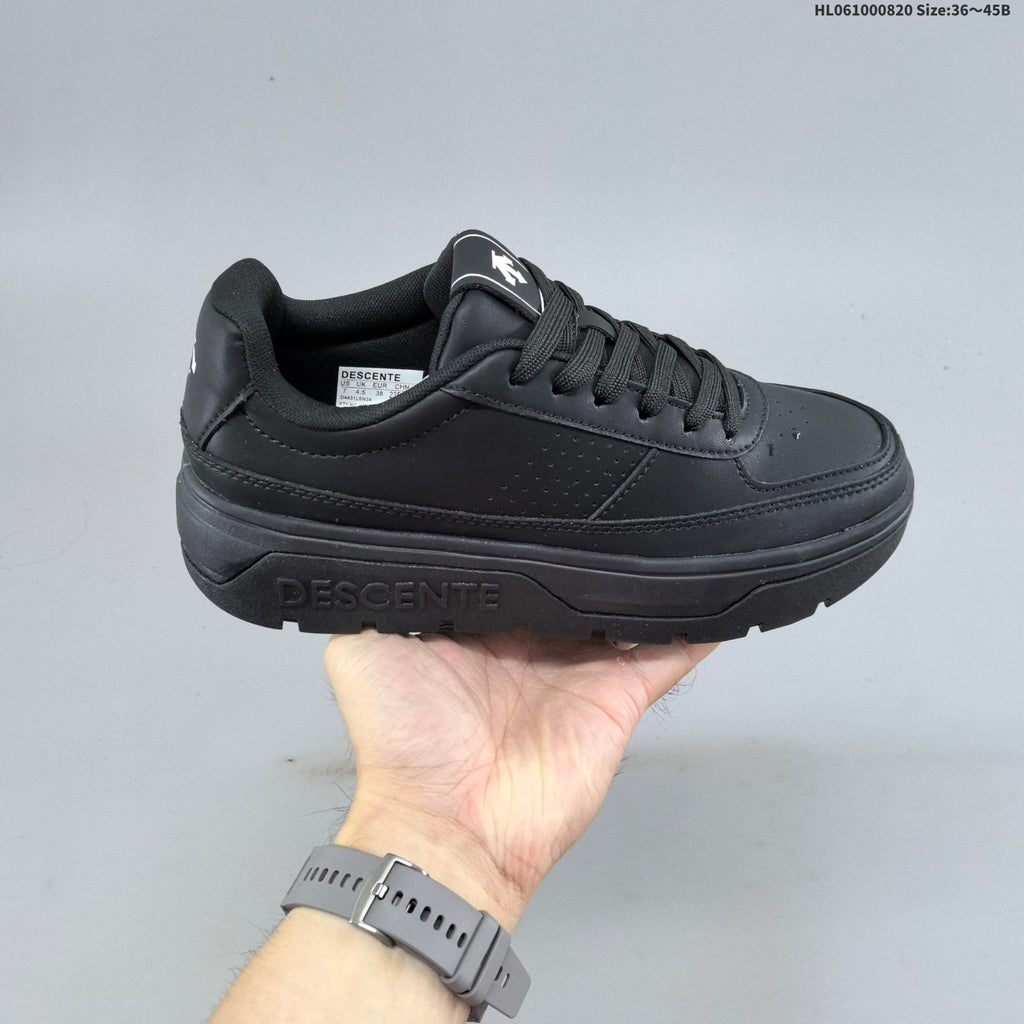DESCENTE DUALIS DE BOARD Low-Cut Sneakers - product image from the listing.