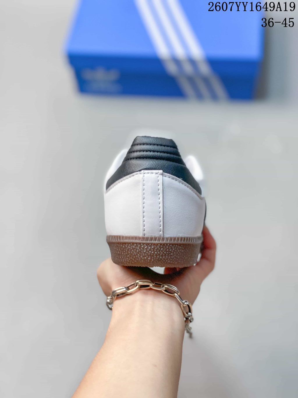 adidas Samba Low-Cut Sneakers White Black Gum Sole 2607YY1649A19 - product image from the listing.