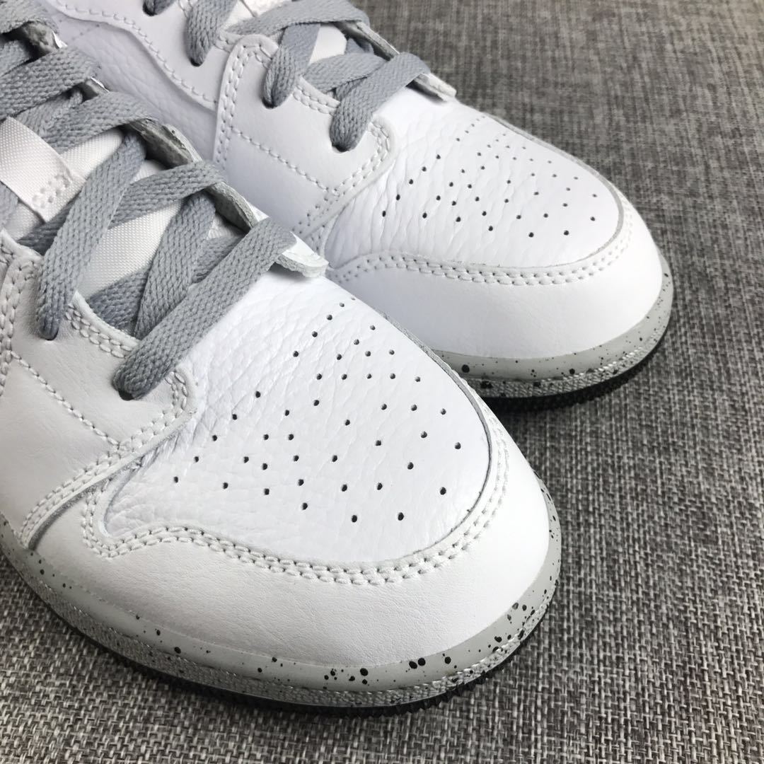 White Cement Sneakers - Jordan 1 High - product image from the listing.