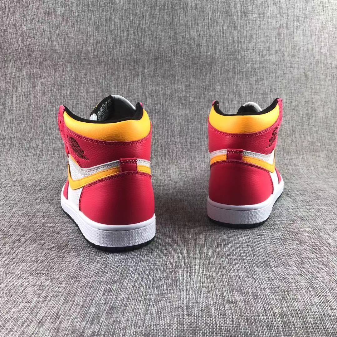 Air Jordan 1 High OG Light Fusion Red Sneakers 555088-603 - product image from the listing.