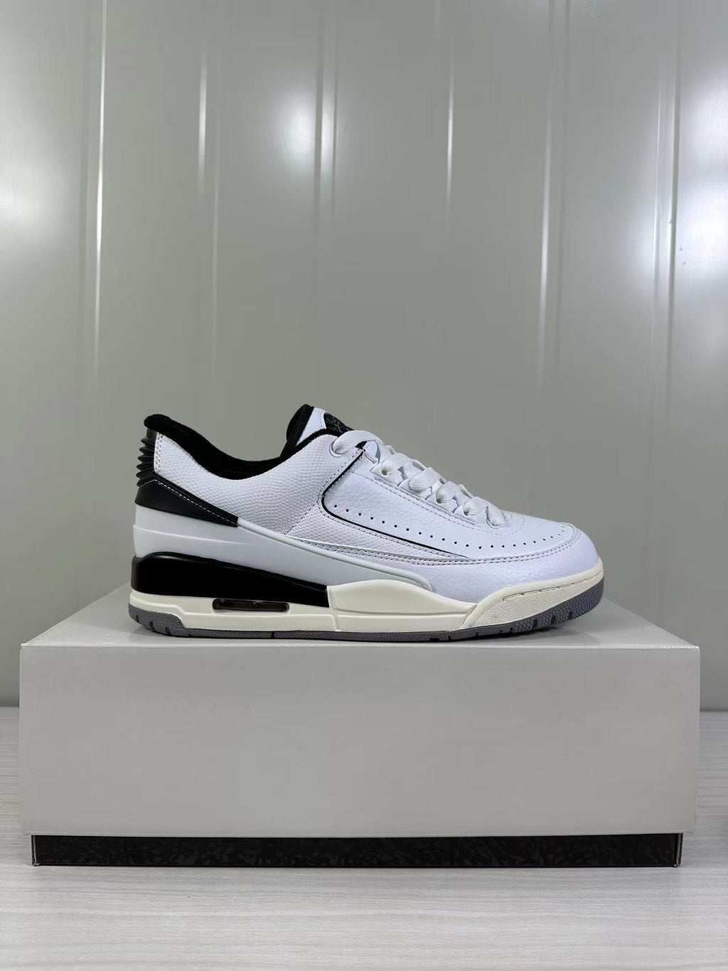 Air Jordan 2/3 Low Sneakers White Black FD0383-100 - product image from the listing.