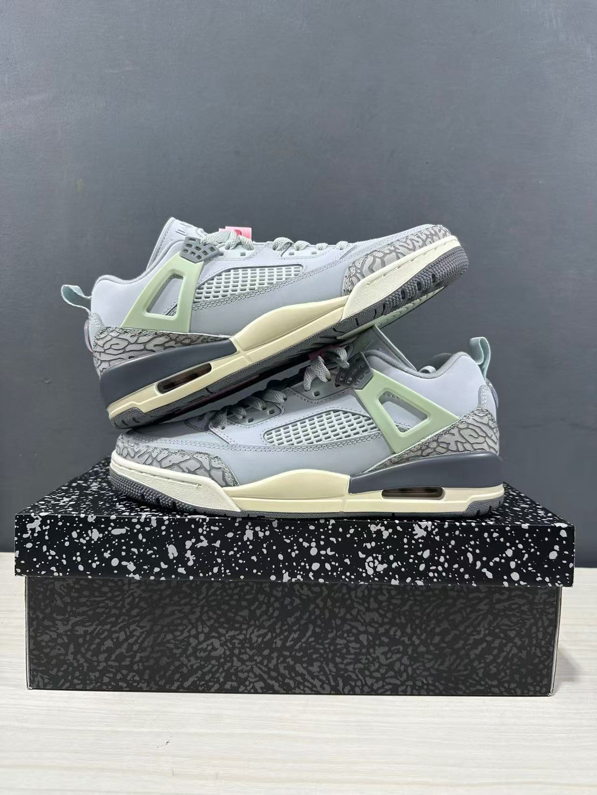 Jordan Spizike Low AJ 3.5 in Gray White FQ1759-401 - product image from the listing.