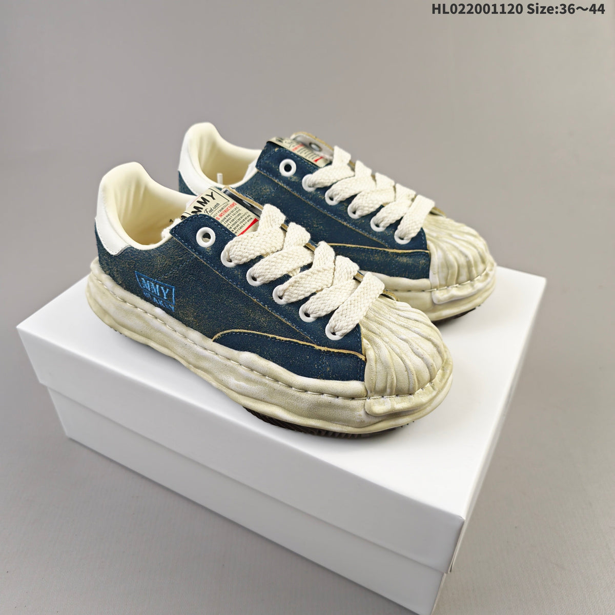 Blue Denim MMY Wayne Low-Top Sneakers - product image from the listing.