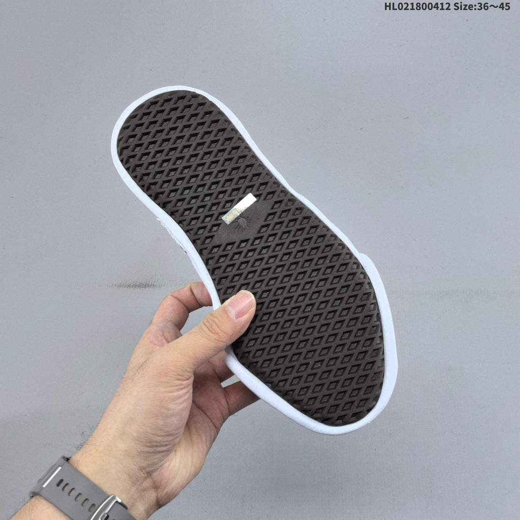 Maison MIHARA YASUHIRO Blakey Low Sneakers, in White - product image from the listing.
