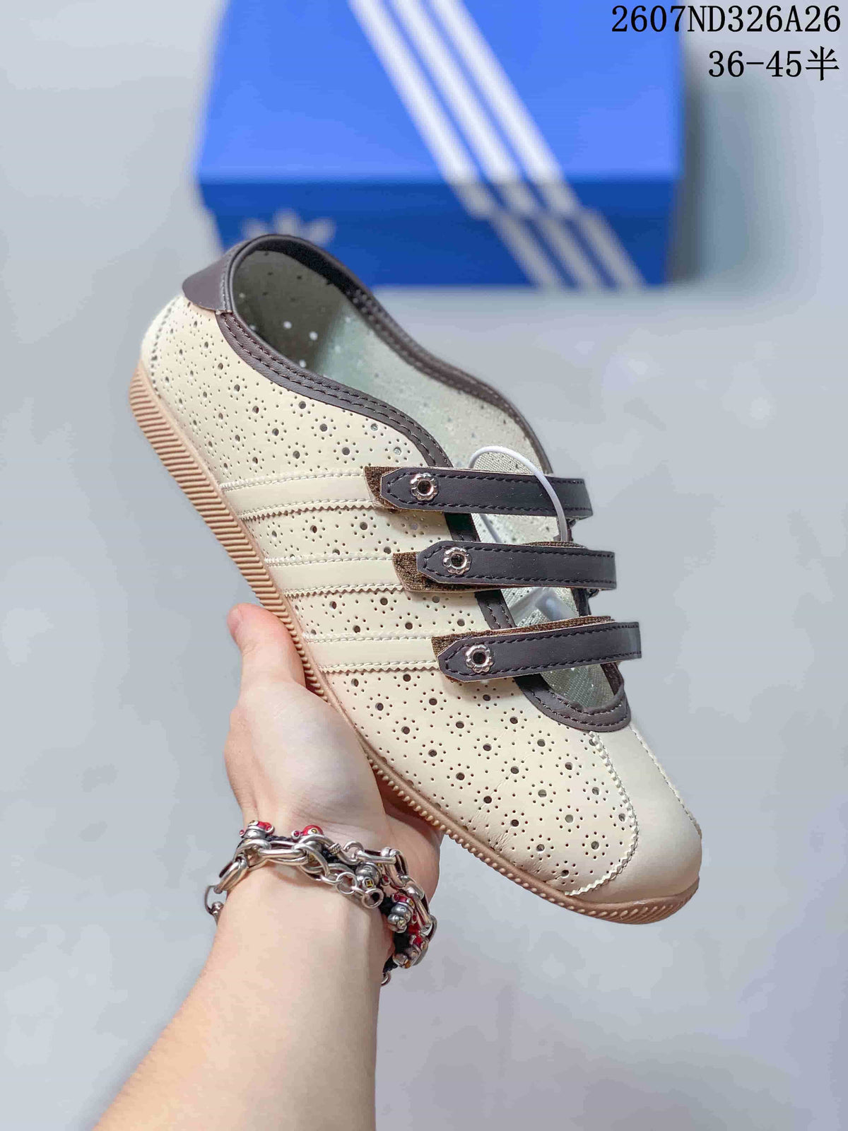 Originals Anfu Trainers LA1348 by adidas - product image from the listing.