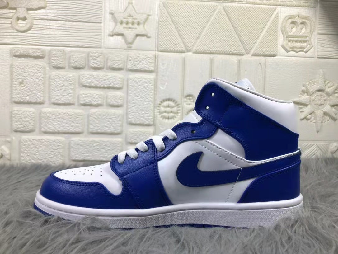Jordan Air Mid A-J-1 Kentucky White Blue B62-104 Trainers - product image from the listing.