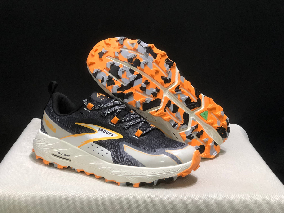 Brooks Cascadia 18 Trail Shoes for Running - product image from the listing.