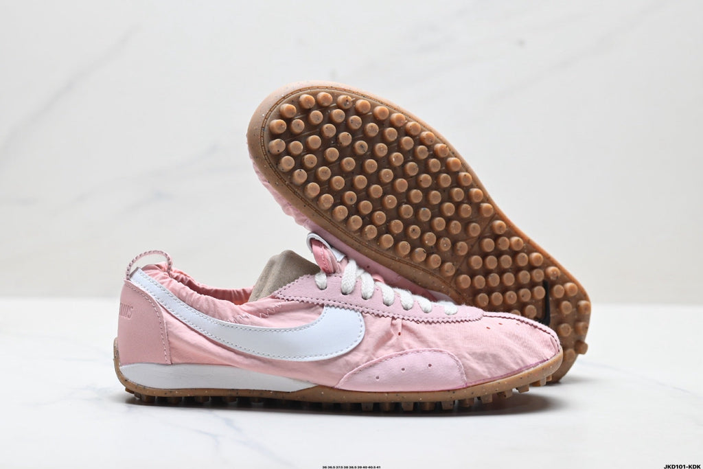 Nike x Jacquemus JF1 Low-Top Sneakers in Pink - product image from the listing.