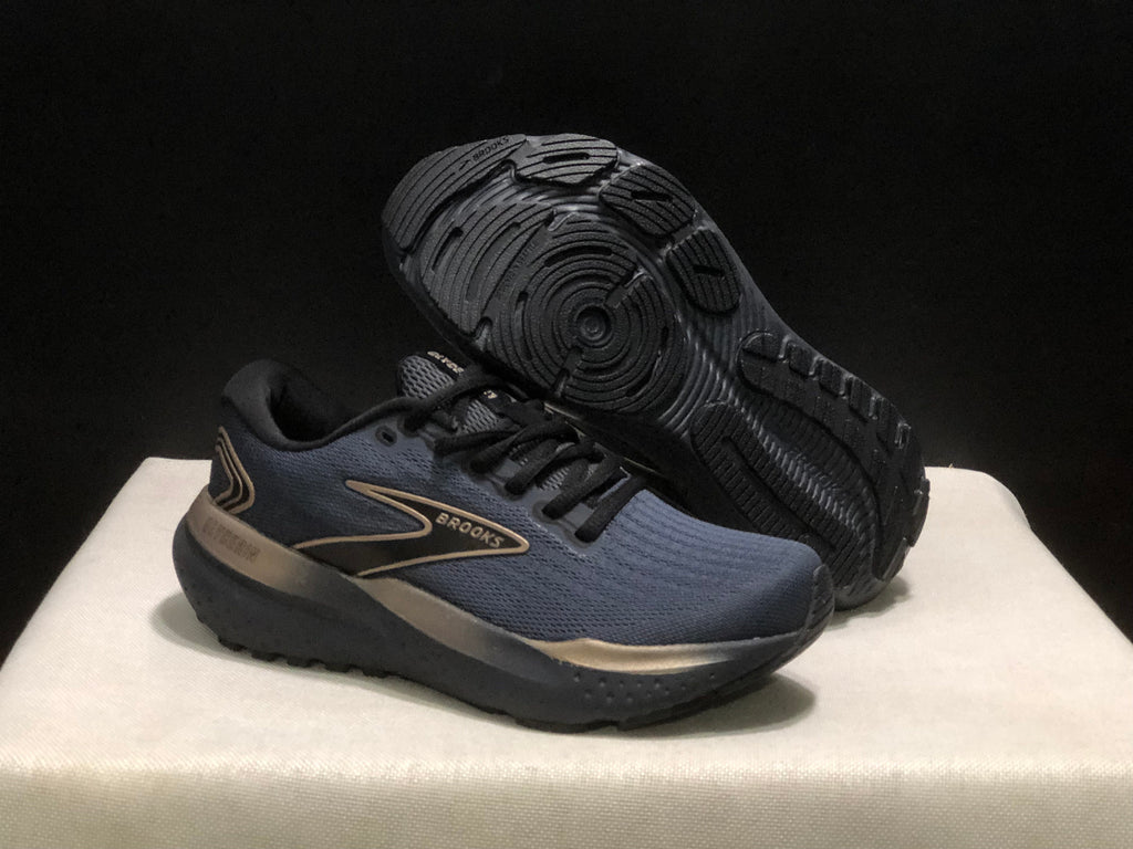 Brooks Glycerin 21 Shoes for Running - product image from the listing.