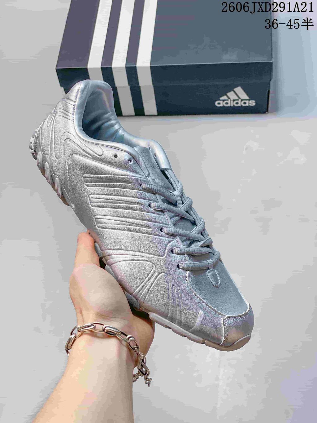adidas Originals Ghost Sprint Trainers JXD291A21 - product image from the listing.