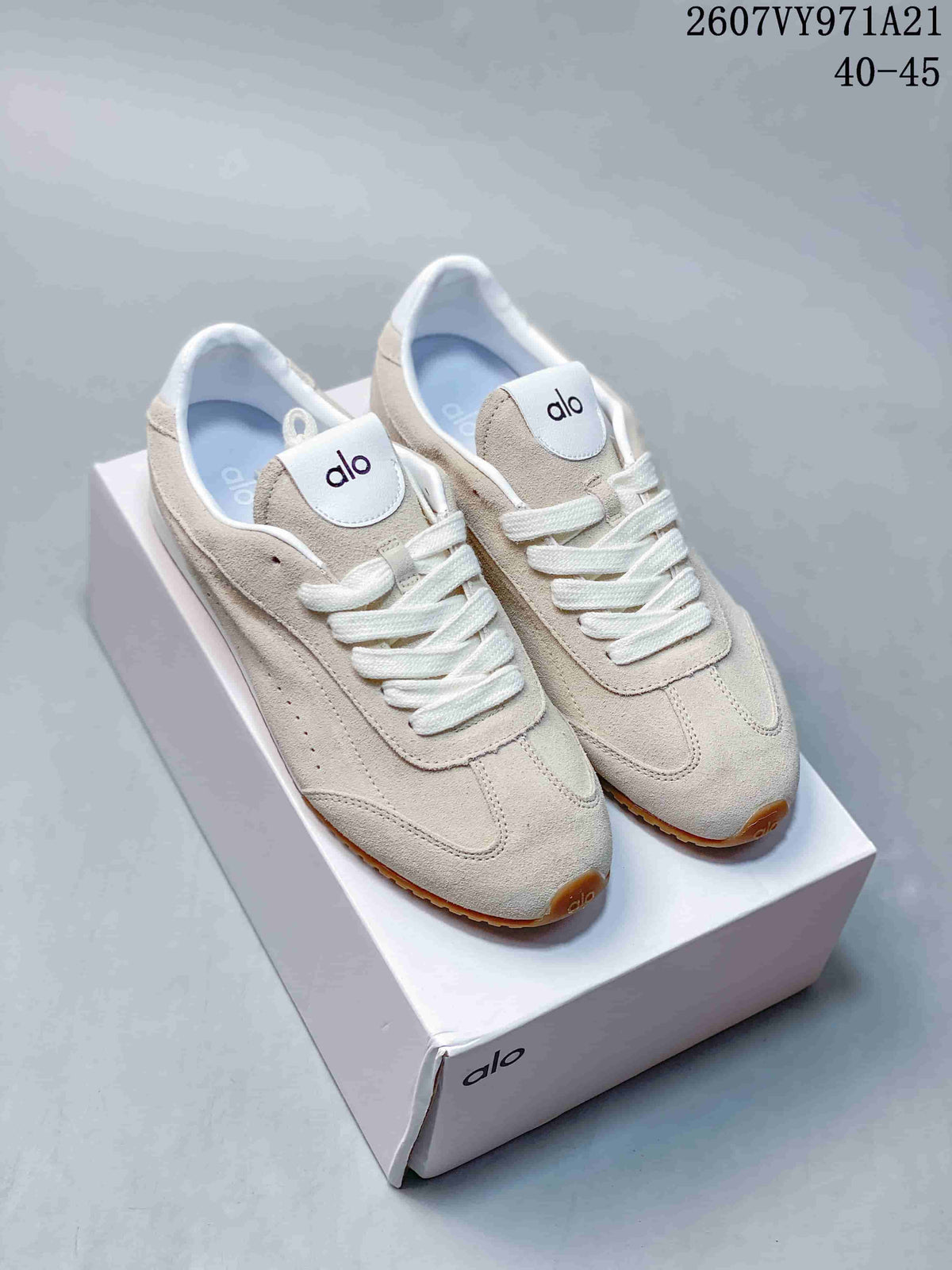 Alo Yoga Sunset Sneakers Casual Low-Cut Style 2607VY971A21 - product image from the listing.