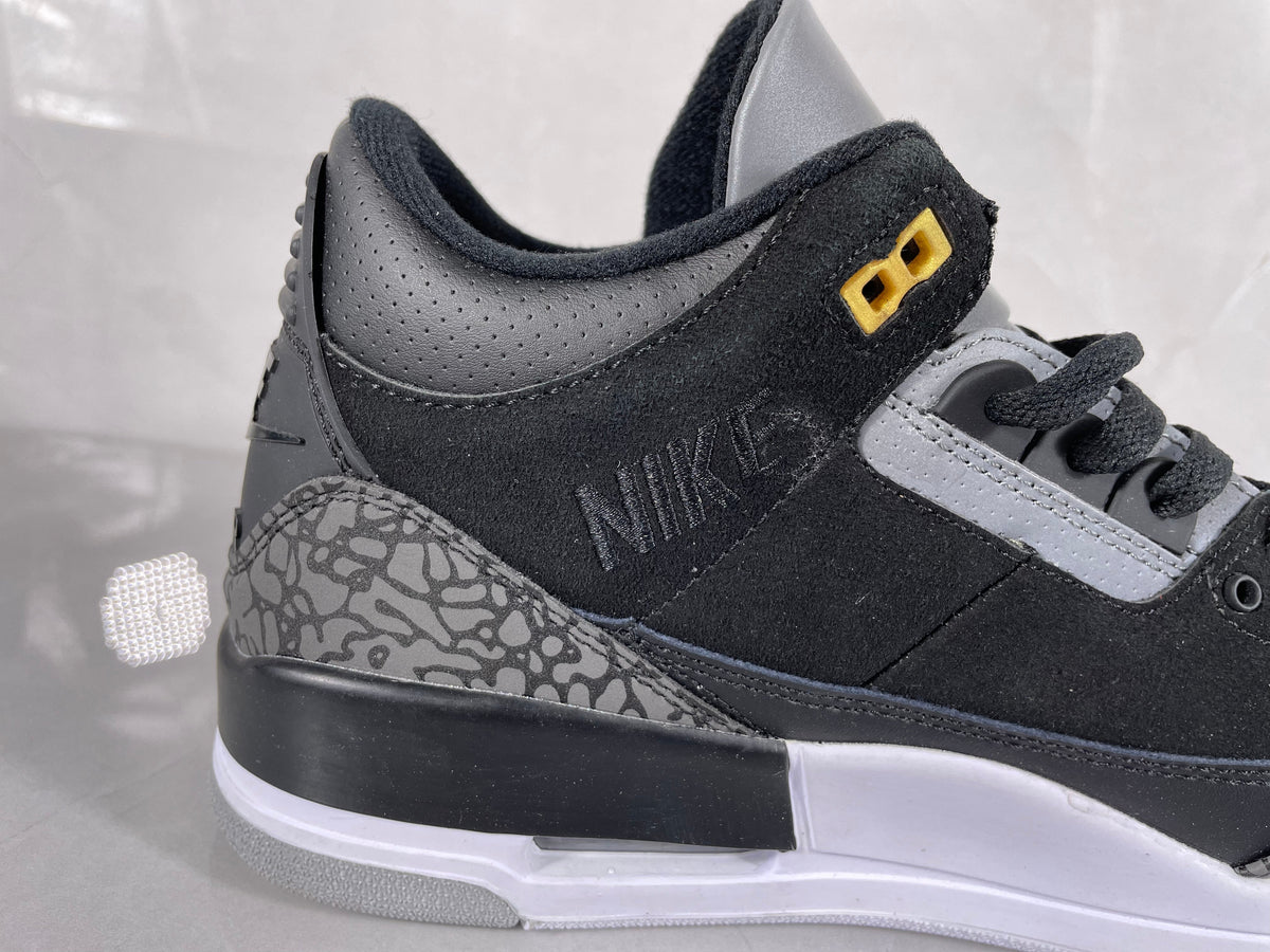 Nike Air Jordan 3 Retro Sneakers in Black Grey - product image from the listing.
