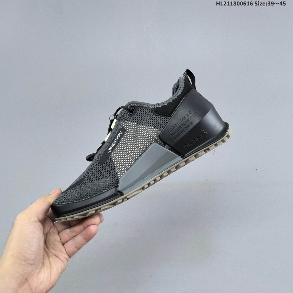 Men's ECCO Biom 2.0 Gray Low-Top Sneakers - product image from the listing.