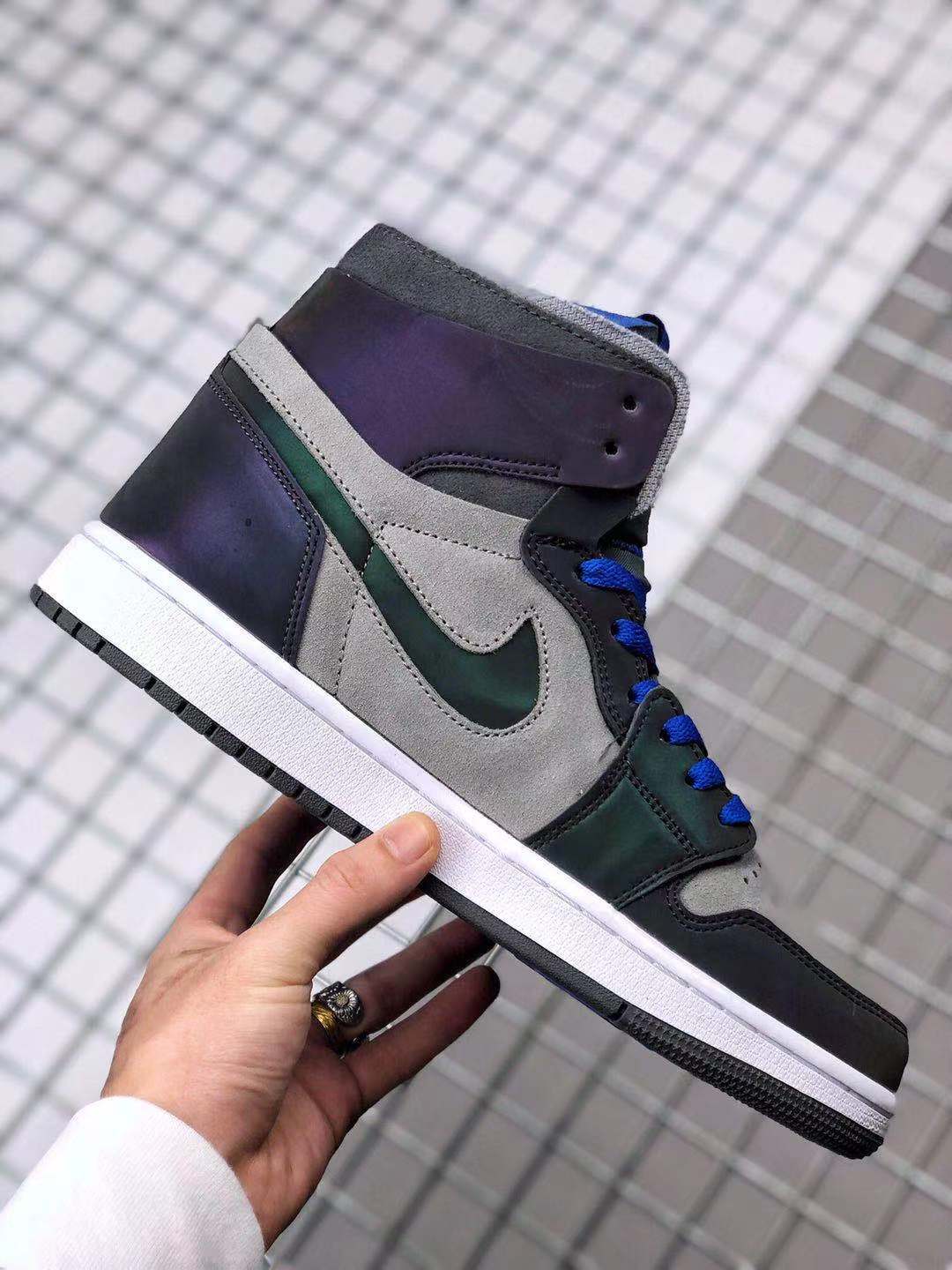 League of Legends Sneakers - Jordan 1 Zoom DD1453-001 - product image from the listing.