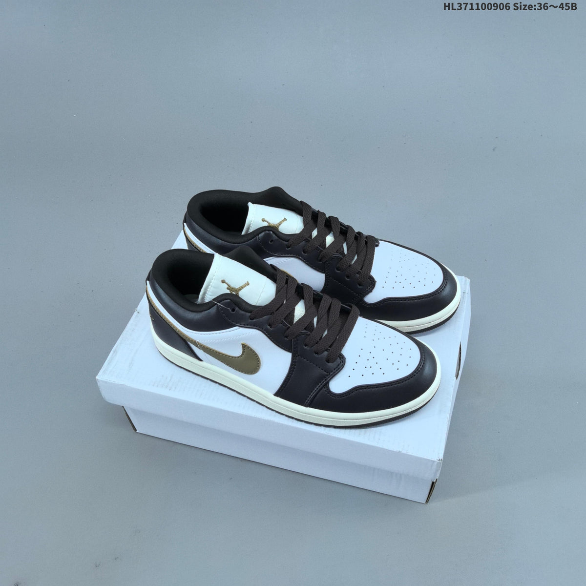 Sneakers, White Multi-Color, - Jordan 1 Low OG 553558-146 - product image from the listing.