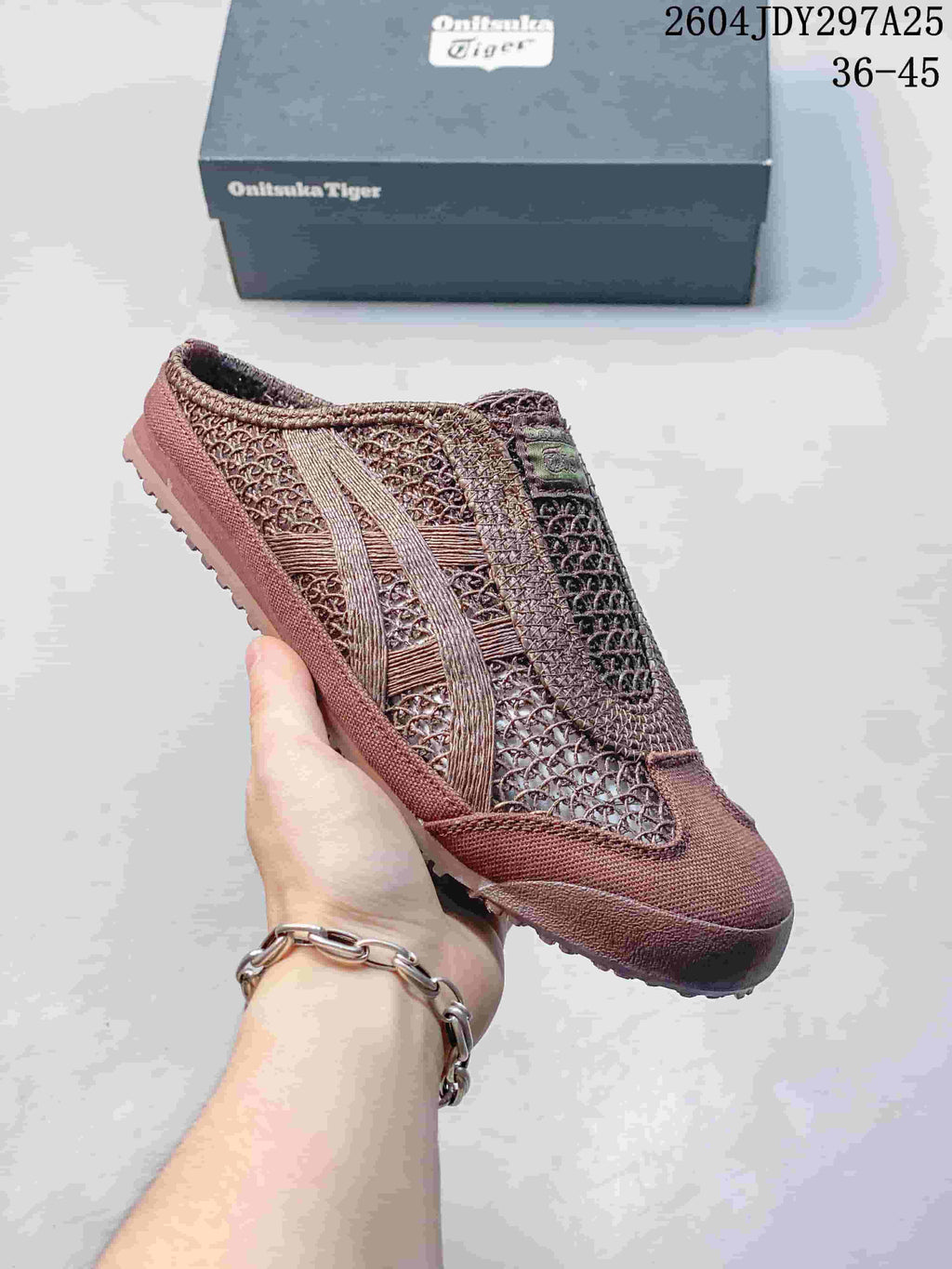 Onitsuka Tiger Mexico 66 Sabot Slip-On Trainers 2604JDY297A25 - product image from the listing.