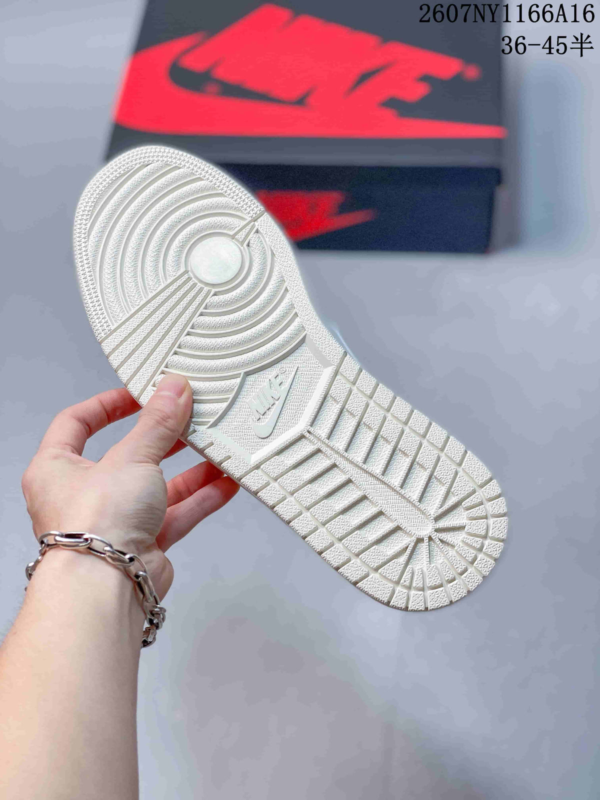 Nike Air Jordan 1 Low Sneakers in White 2607NY1166A16 - product image from the listing.