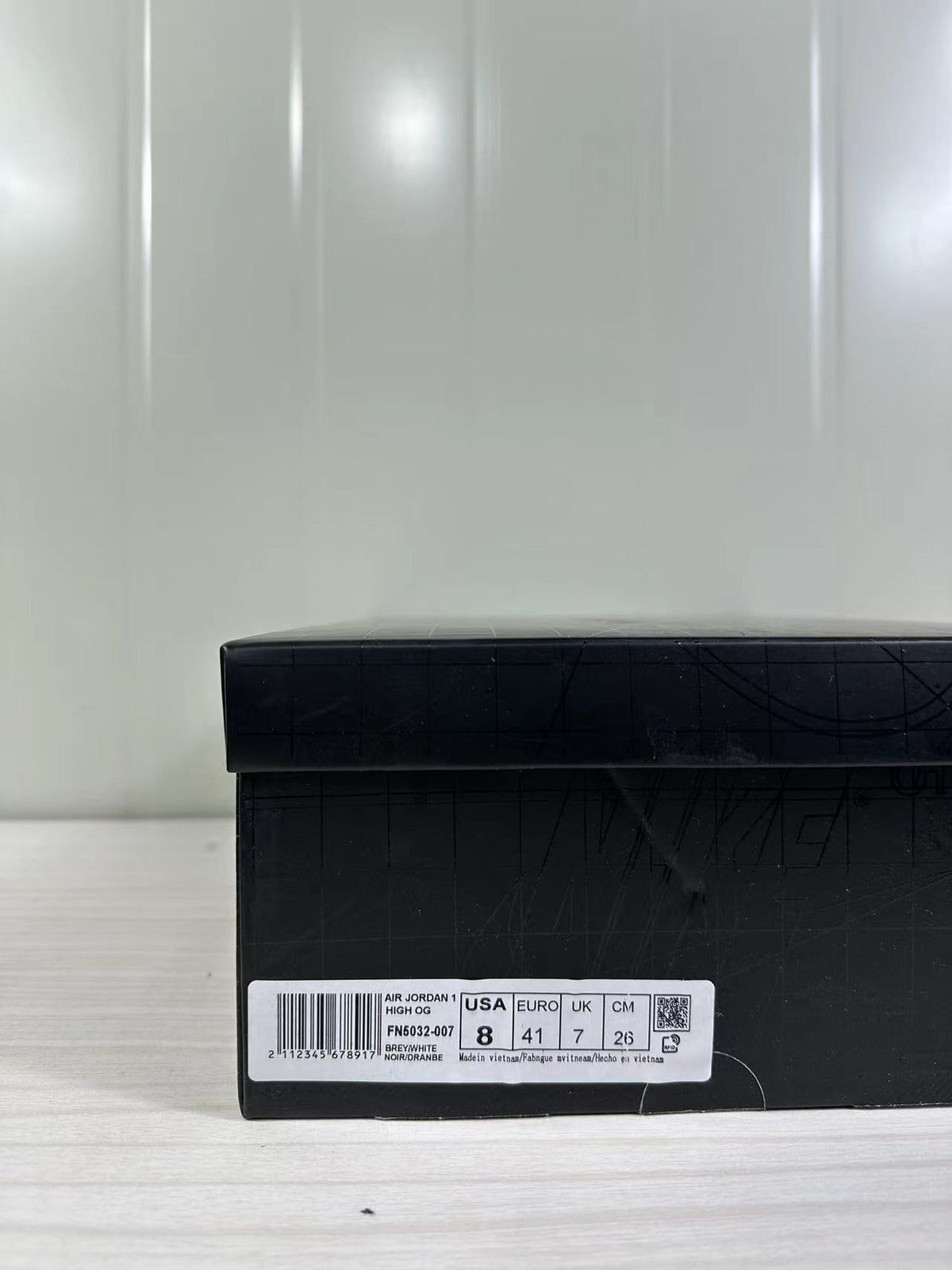 Air Jordan 1 Low Sneakers Black/Gold FN5032-007 - product image from the listing.