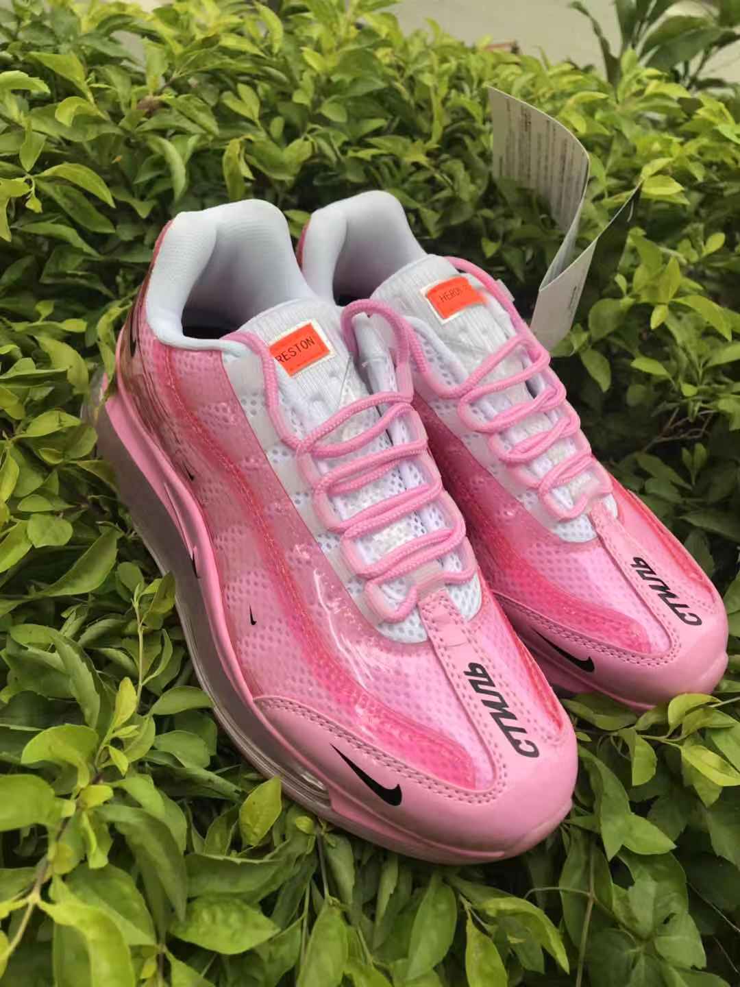 Nike Air Max 720 Sneakers in Pink - product image from the listing.