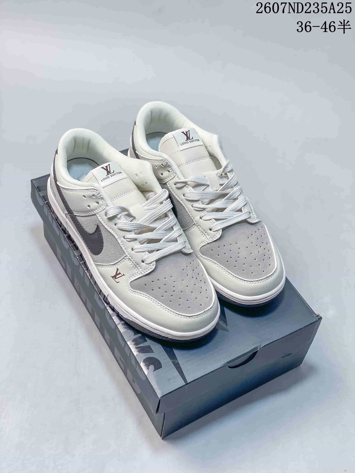 Nike SB Dunk Low Pro Sneakers in White Grey 2607ND235A25 - product image from the listing.
