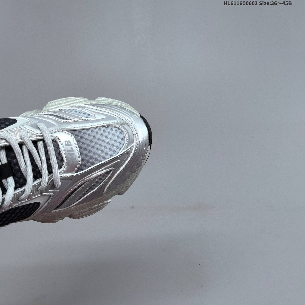 MLB Winner Chunky Low-Top Sneakers in Silver 3ASHWC46N - product image from the listing.