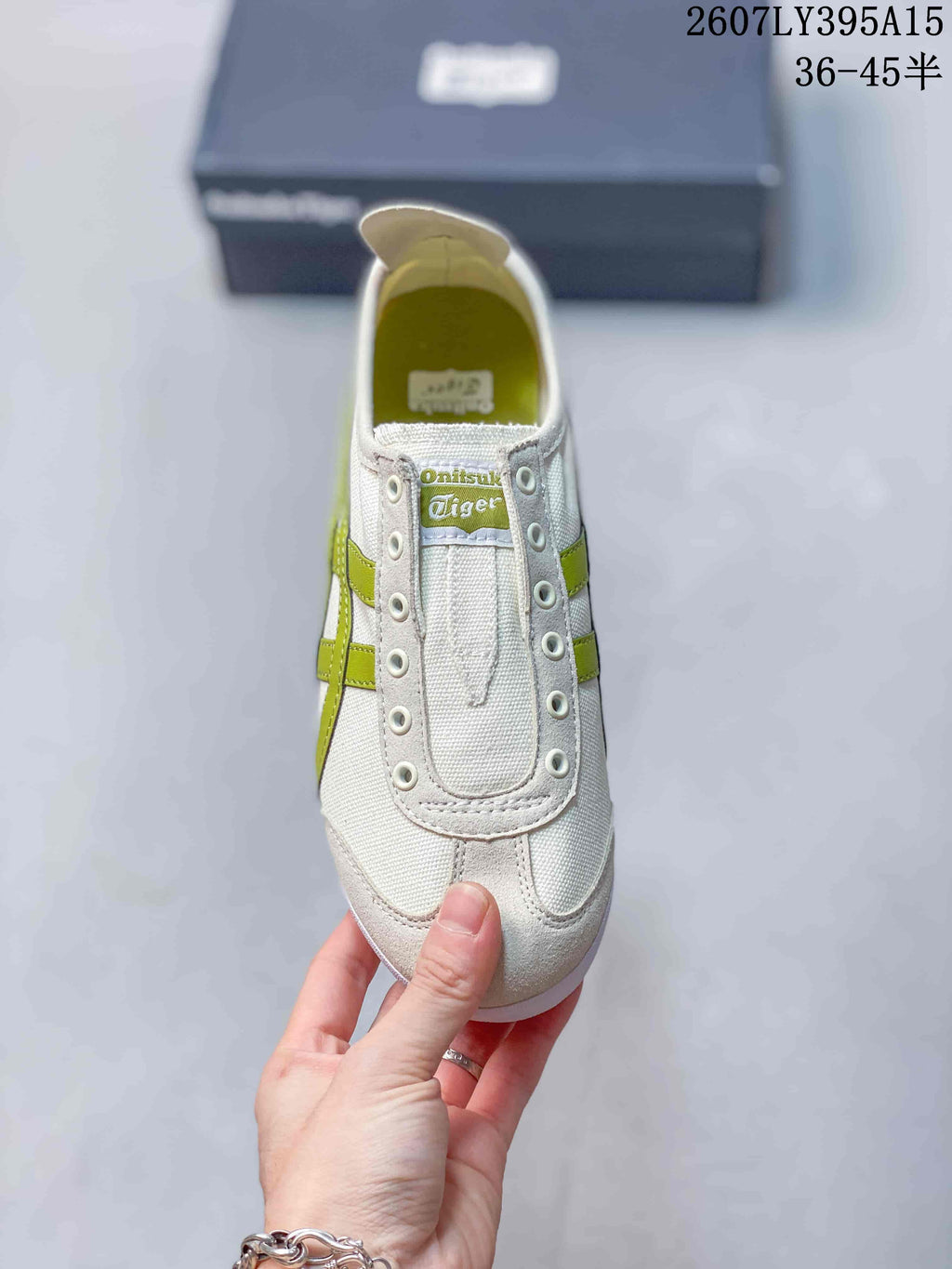 Onitsuka Tiger Mexico 66 Deluxe Sneakers in White Green - product image from the listing.