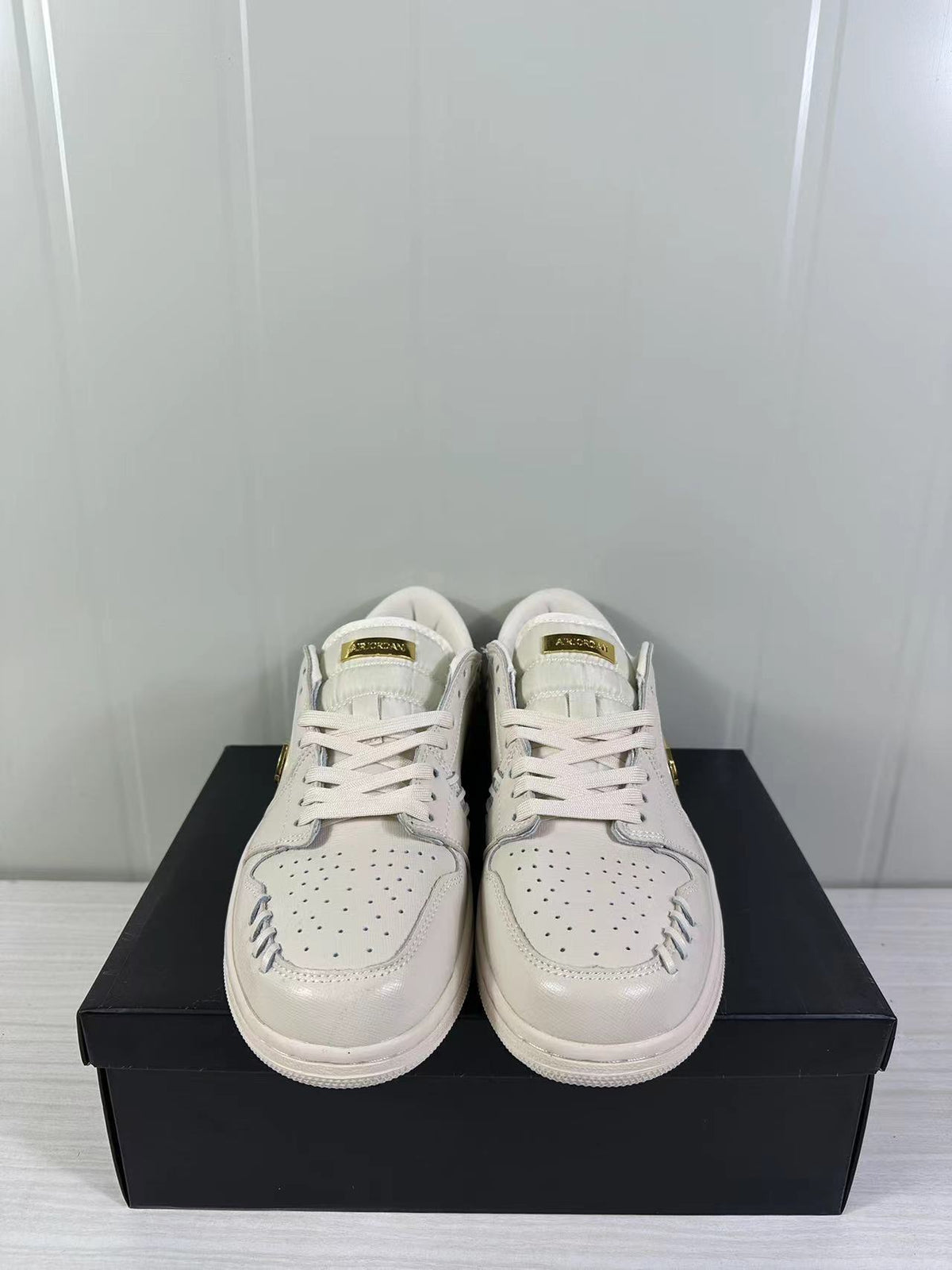 Air Jordan 1 Low White Gold FN5032-200 - product image from the listing.