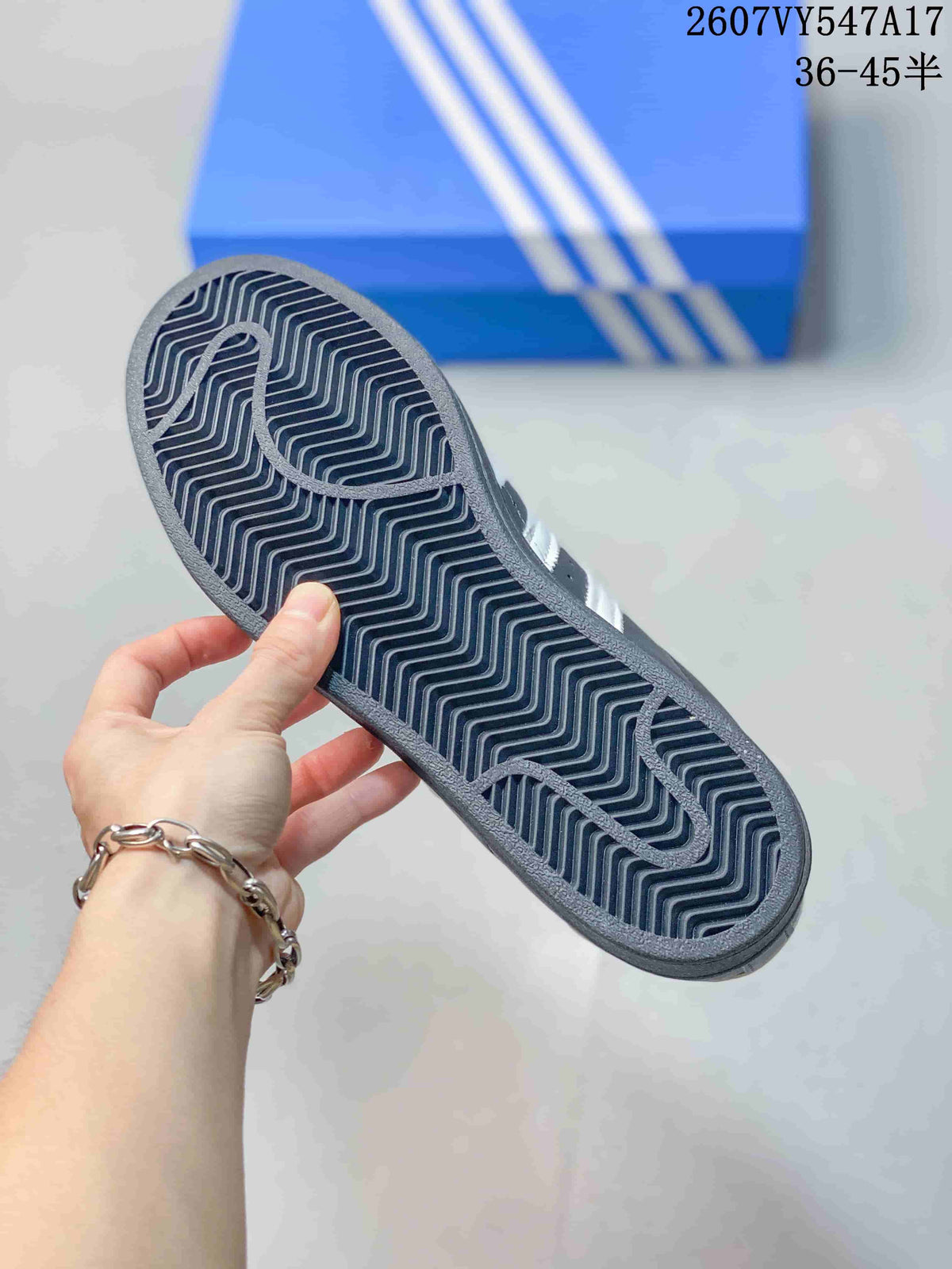 Adidas Originals Superstar Sneakers in Black White 2607VY547A17 - product image from the listing.