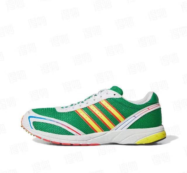 Adidas JI0494 Running Shoes in Green - product image from the listing.