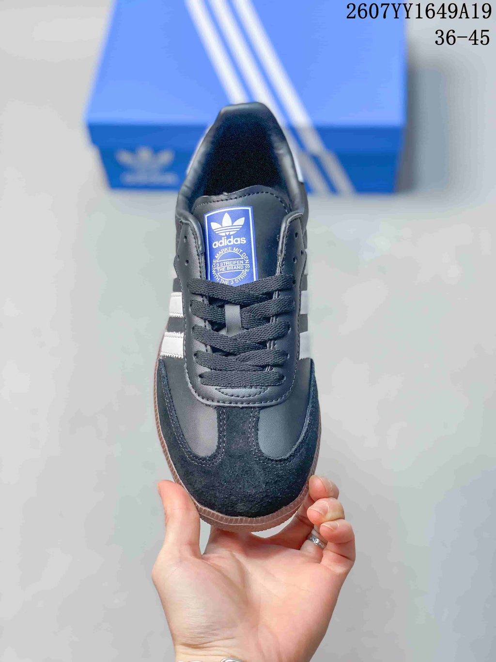 adidas Samba Low-Cut Sneakers Black White Gum Sole 2607YY1649A19 - product image from the listing.