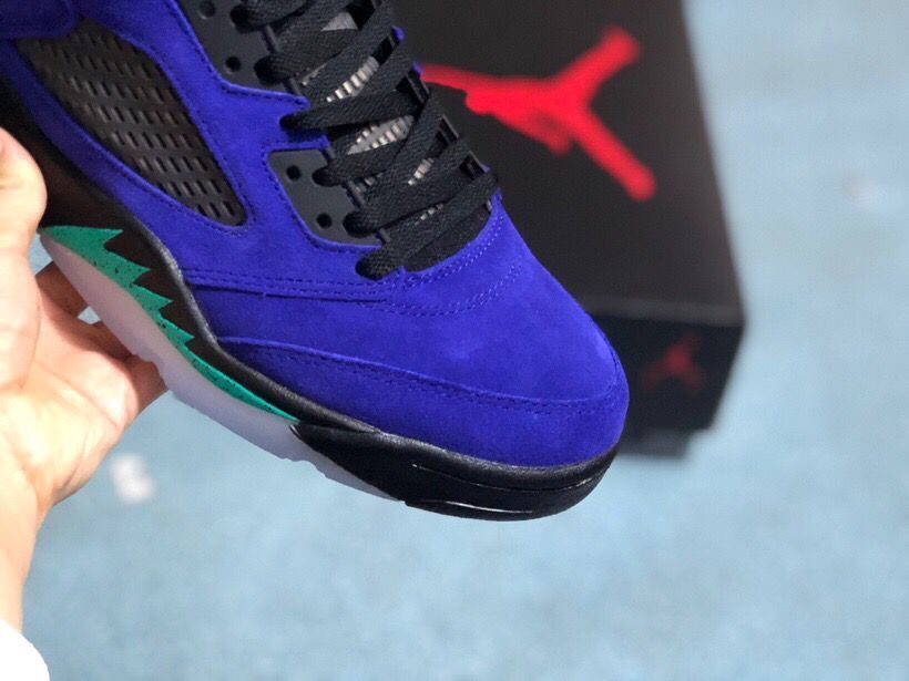 Jordan 5 Retro Sneakers in Purple Black - product image from the listing.