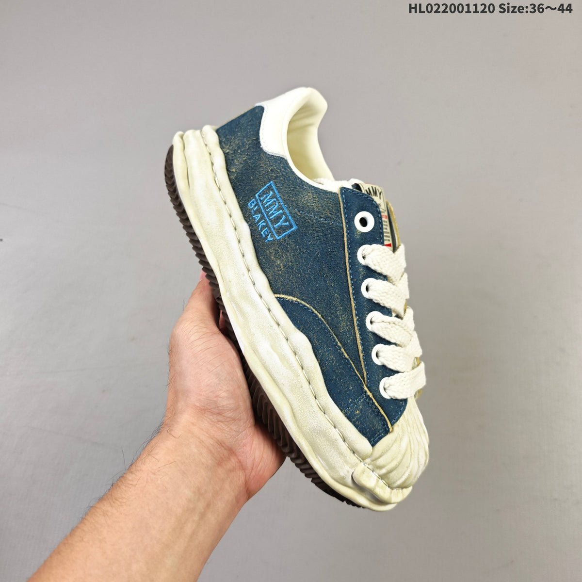 Blue Denim MMY Wayne Low-Top Sneakers - product image from the listing.
