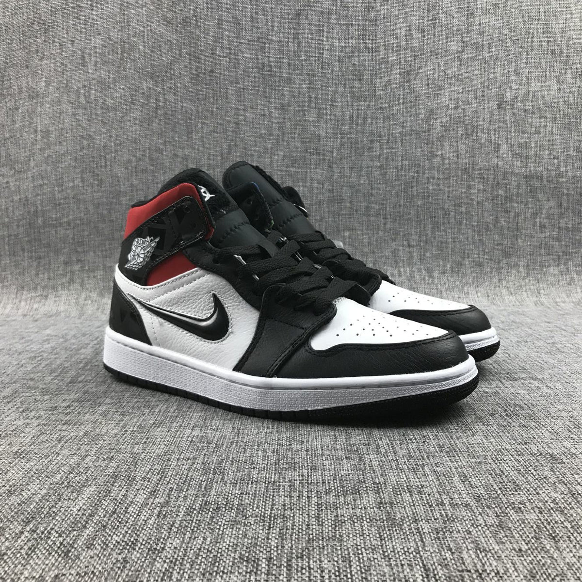 Quai 54 Sneakers Black Multi-Color - Air Jordan 1 Mid CJ9219-001 - product image from the listing.