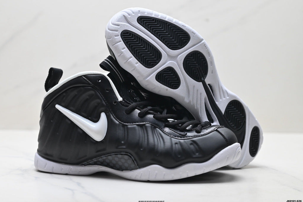 Nike Air Foamposite One Penny Hardaway Sneakers in Black White - product image from the listing.