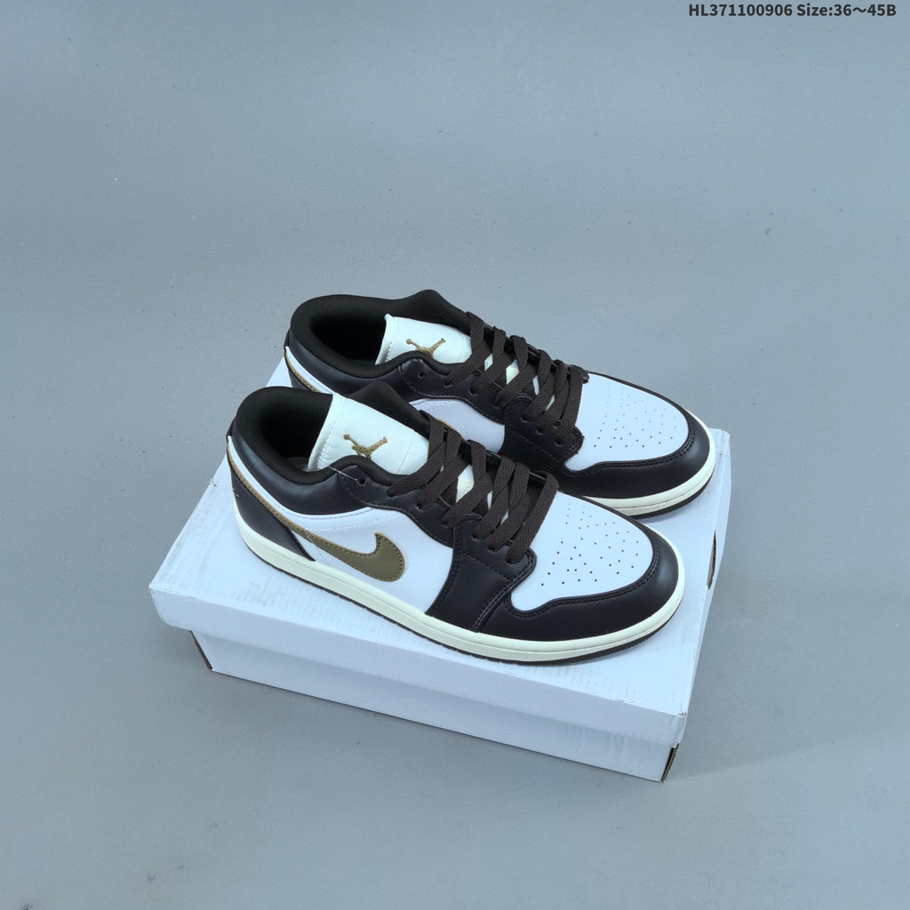 Sneakers, White and Color-Accent Styles - Nike Air Jordan 1 Low - product image from the listing.