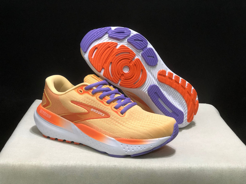 Brooks Glycerin 21 Shoes for Running - product image from the listing.