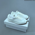 White and Black Alo Yoga Sunset Sneaker Low-Top - product image from the listing.