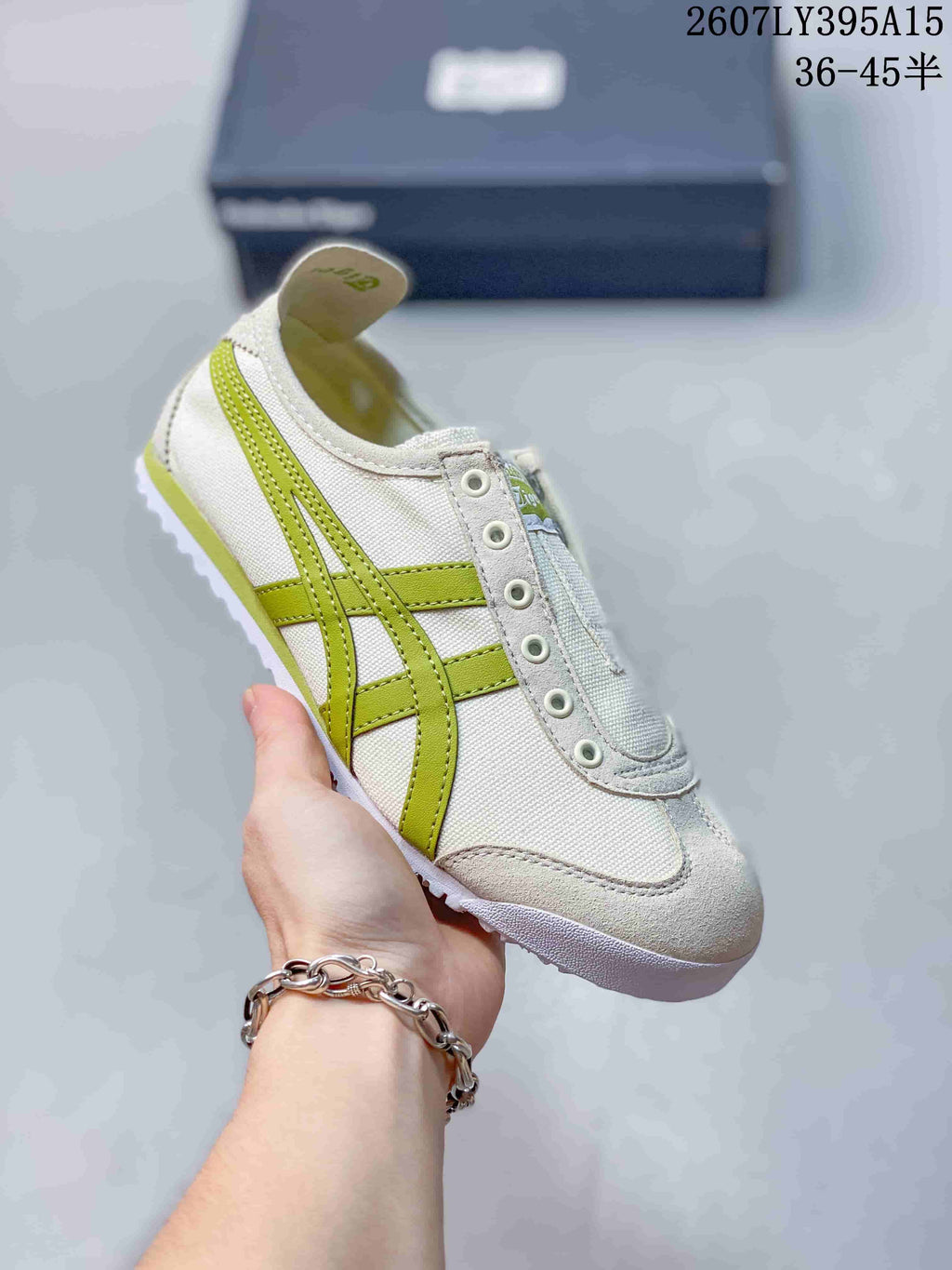 Onitsuka Tiger Mexico 66 Deluxe Sneakers in White Green - product image from the listing.
