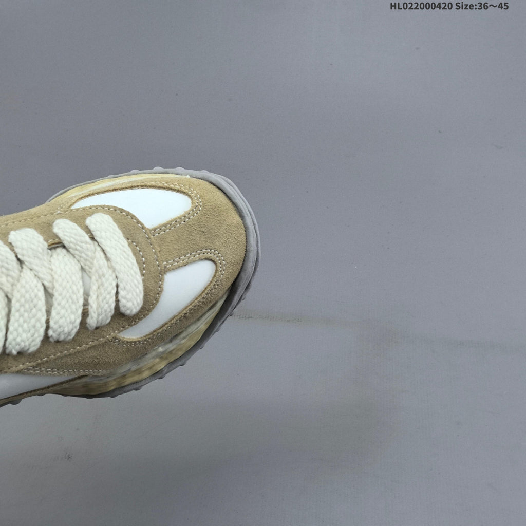 Maison MIHARA YASUHIRO Original Sole Low Sneakers in Beige White - product image from the listing.