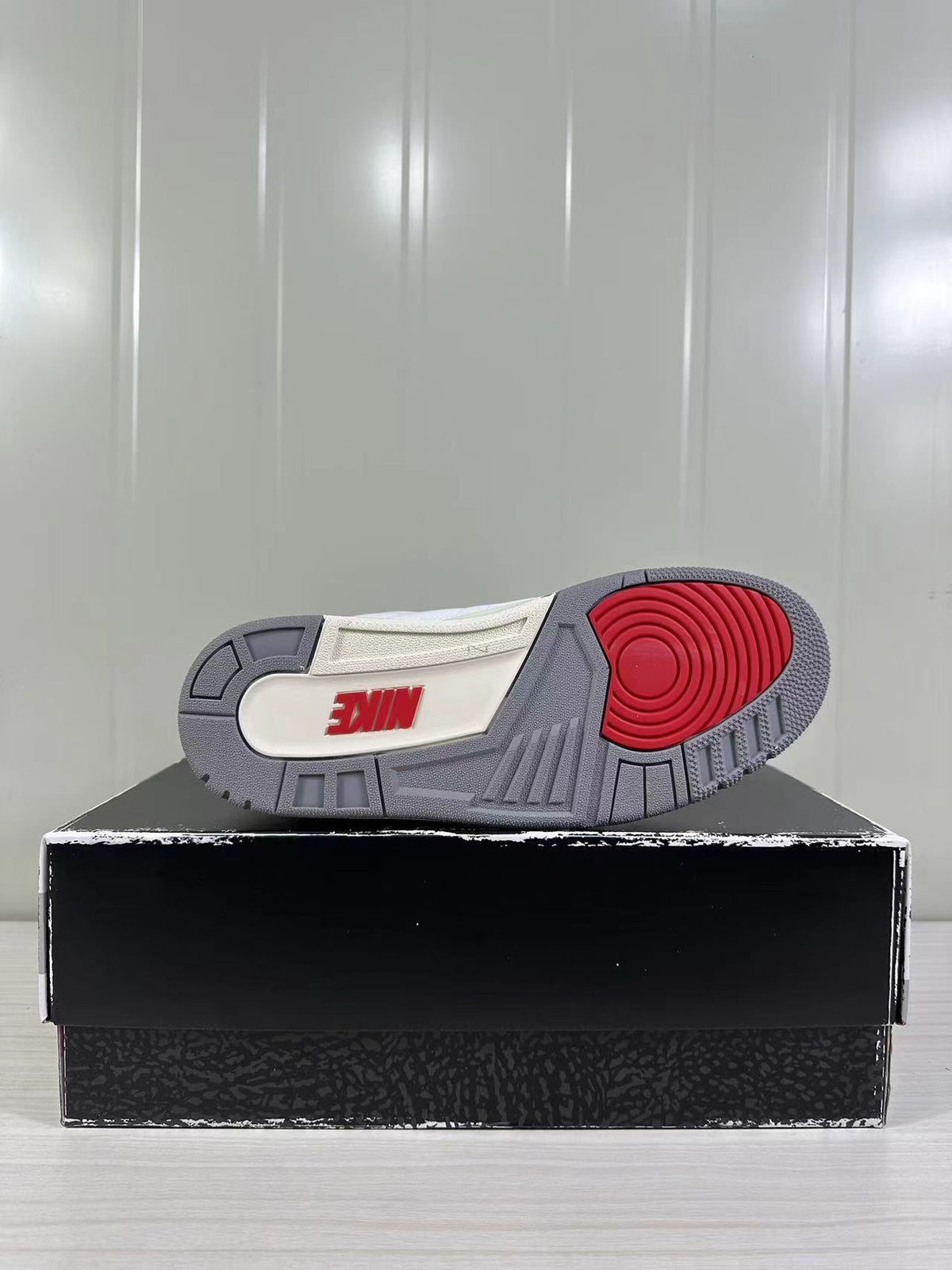 Air Jordan 3 Retro White Cement Reimagined DN3707-100 - product image from the listing.