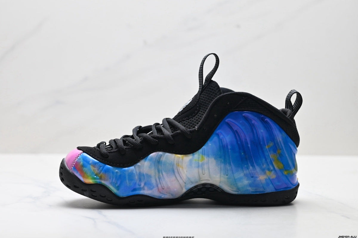 Nike Air Foamposite One Penny Hardaway Trainers, Blue Iridescent - product image from the listing.
