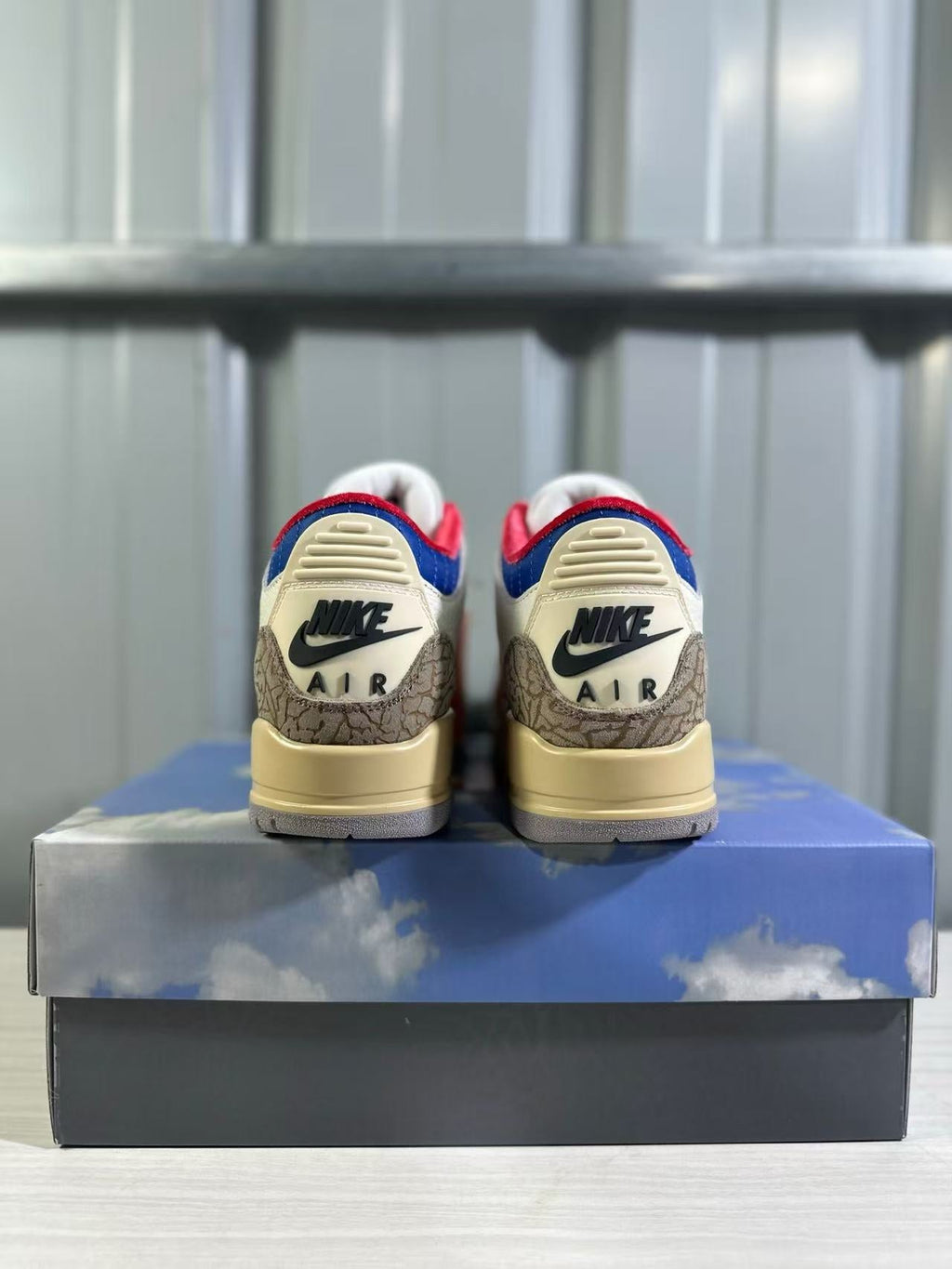 Air Jordan 3 Retro OG SP Sneakers White Blue Red IB1482-100 - product image from the listing.