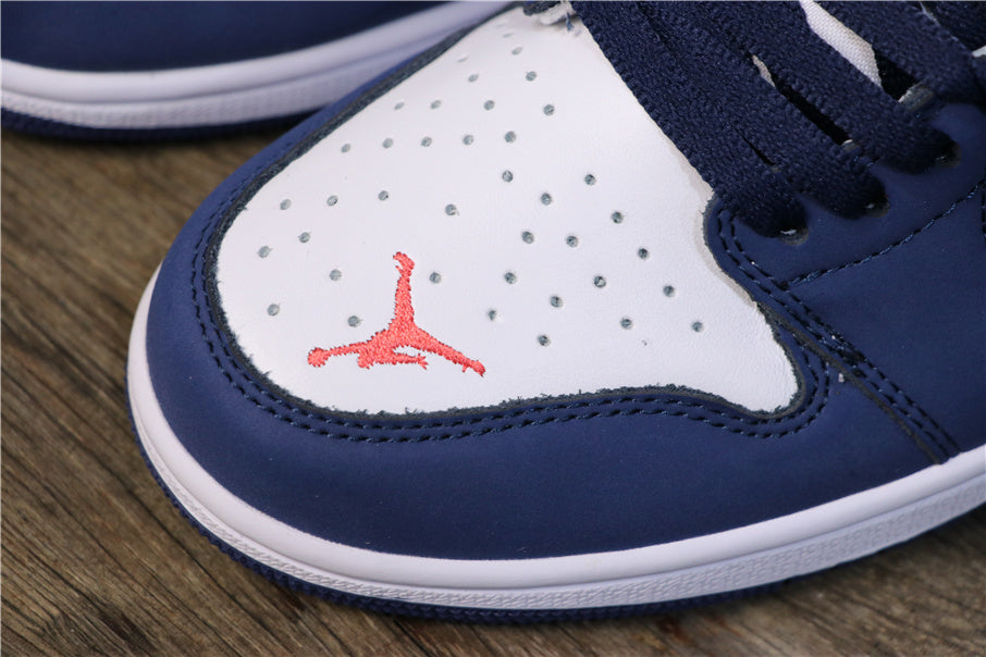Nike SB x Air Jordan 1 Low in White Blue CJ7891-400 - product image from the listing.
