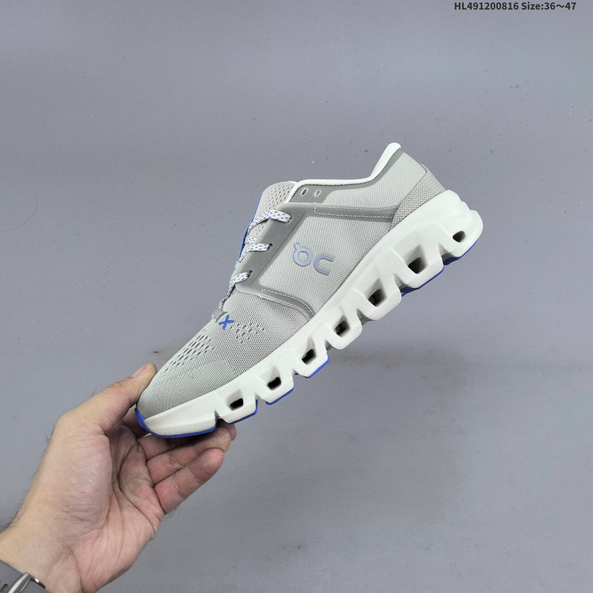 White and Mint On Cloud X 5 Low-Top Sneakers - product image from the listing.