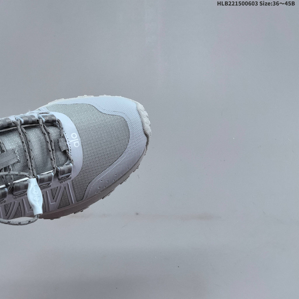 Grey Alo Yoga Alo Runner Low-Top Sneakers - product image from the listing.