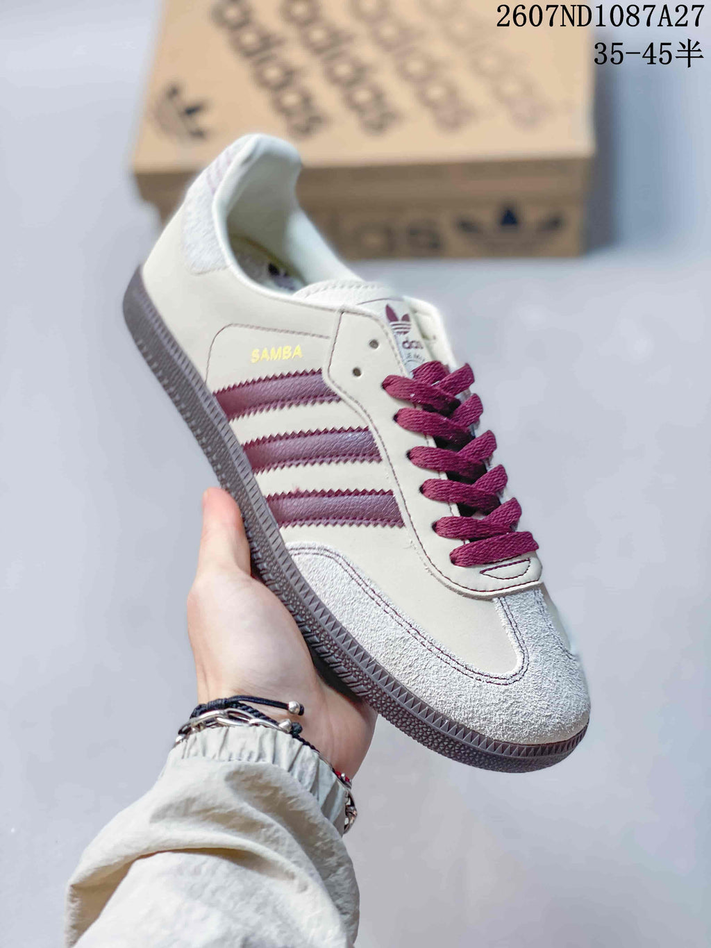 adidas Samba ADV Low-Cut Sneakers 2607ND1087A27 - product image from the listing.