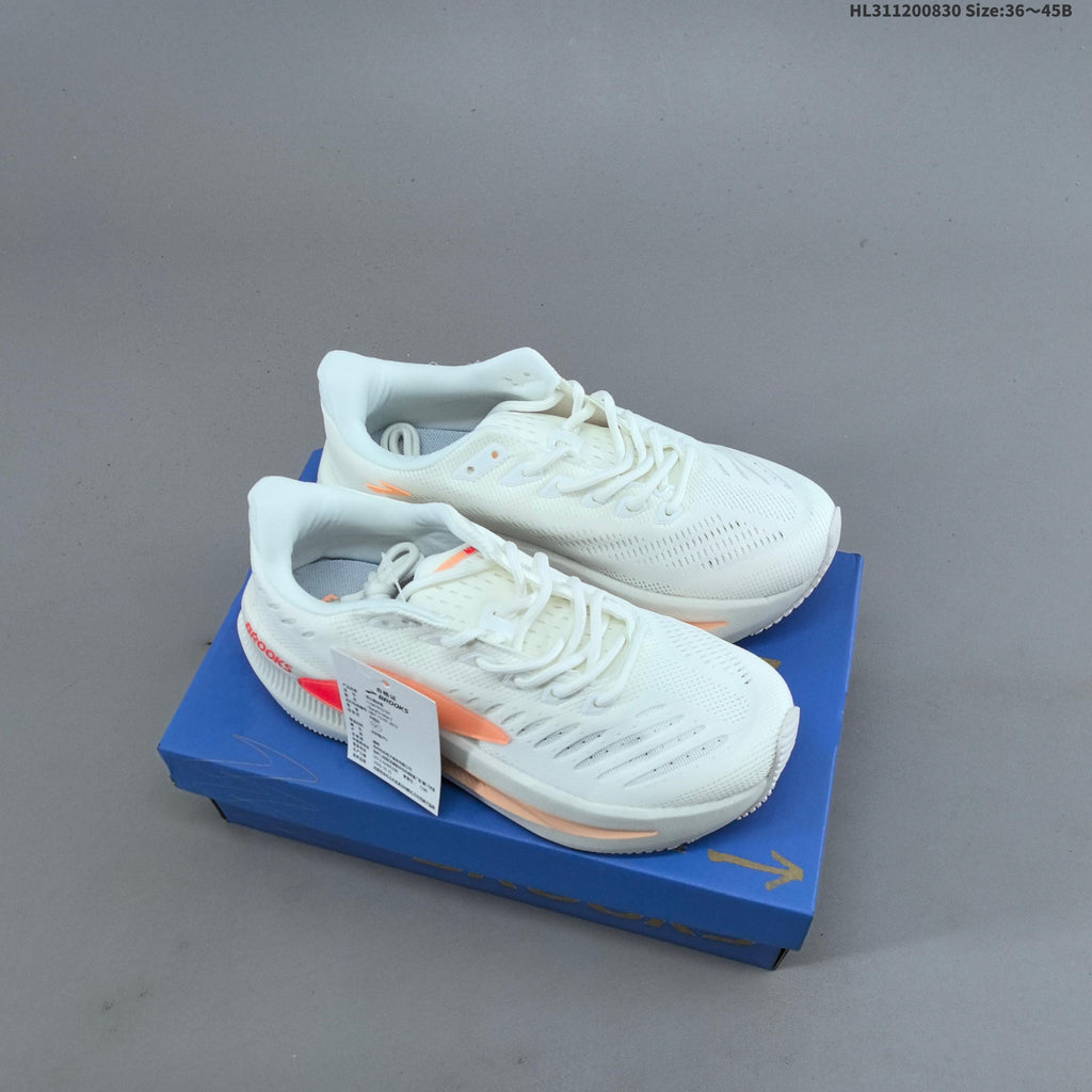 Brooks Glycerin Max 2 Shoes for Running - product image from the listing.