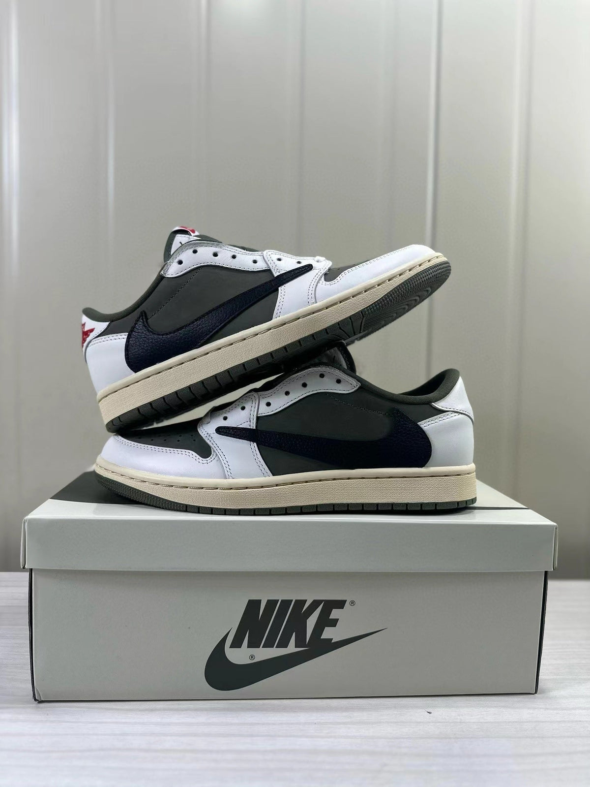 Air Jordan 1 Low OG DM7866-200 Sneakers - product image from the listing.