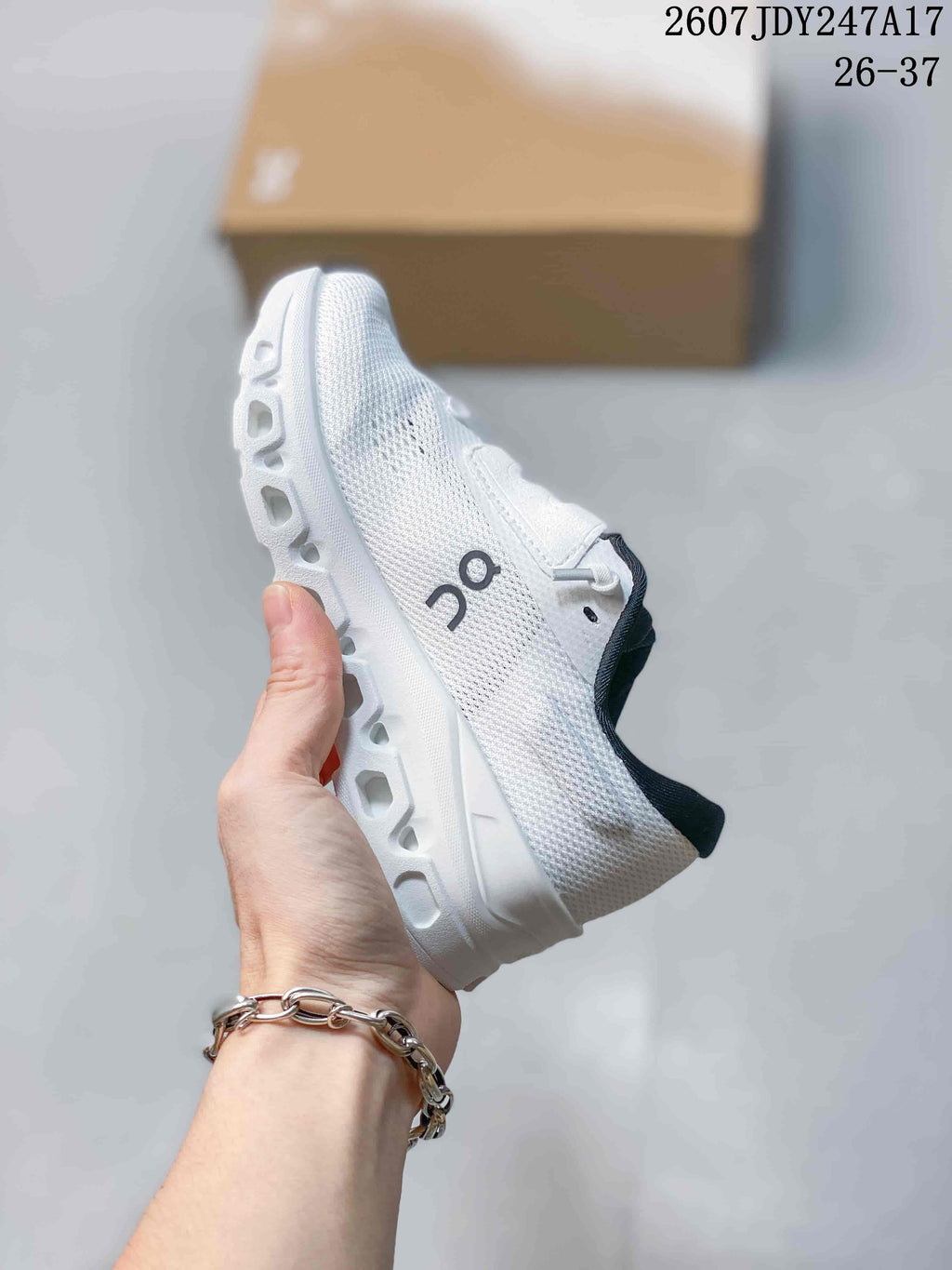 Women's On Cloudstratus 3 Running Sneakers White 07JDY247A17 - product image from the listing.