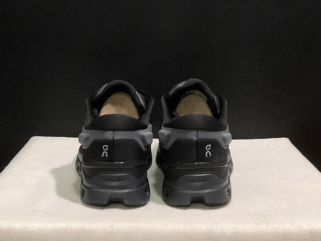 On Cloudstratus 3 Running Shoes in Black - product image from the listing.